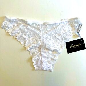 Frederick’s of Hollywood White Kelani Panties S NWT